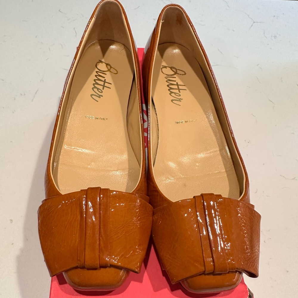 Italian Butter Leather Bow Flat